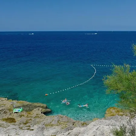 Pino Apartament Pula