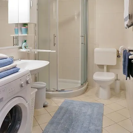 Apartament Pino